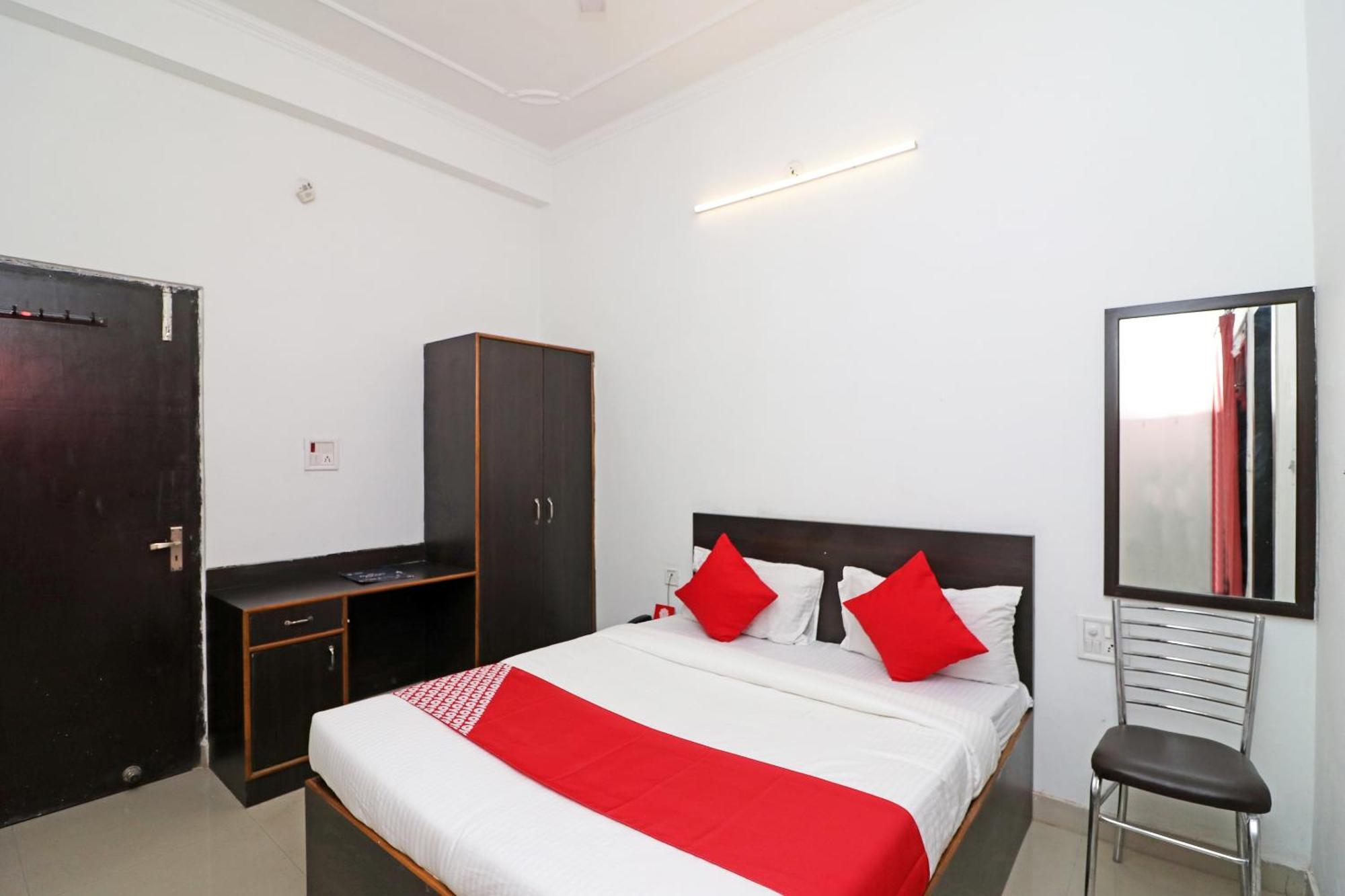 Hotel O Mid Town Ojus Tower Rudrapur Exterior foto